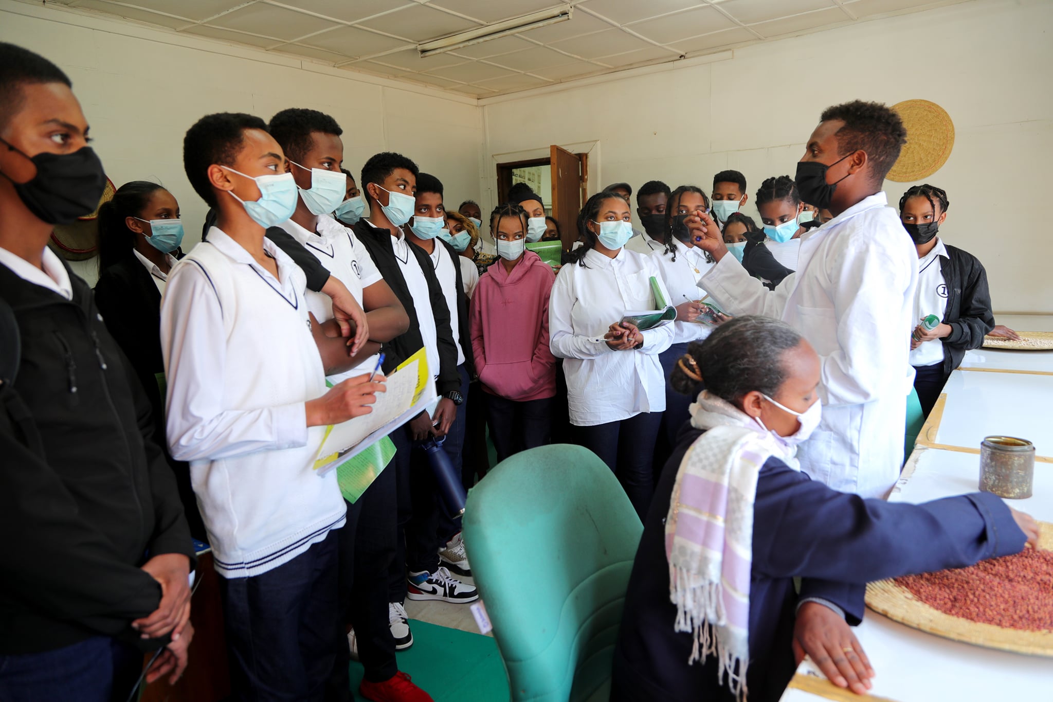 Read more about the article Students of One Planet International School visited the Ethiopian Biodiversity Institute